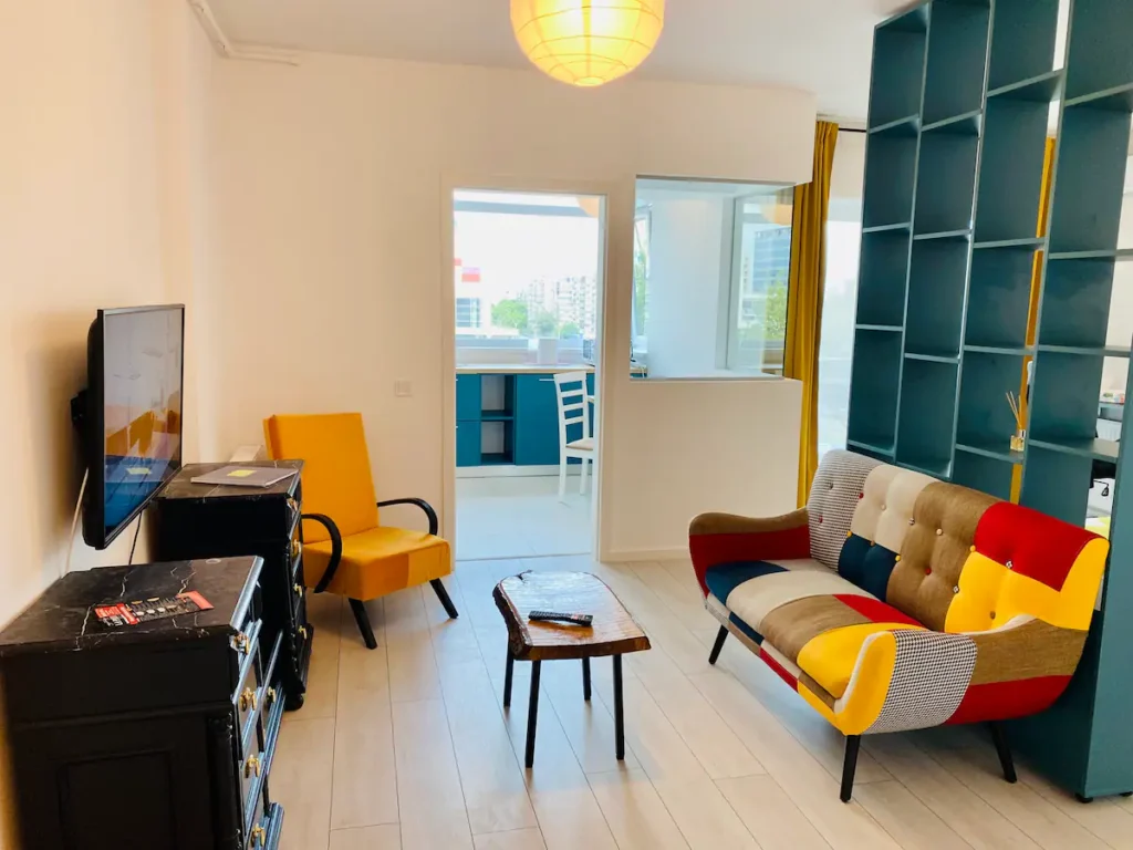 b10d6b21-017d-4b42-90e7-968f45d30861