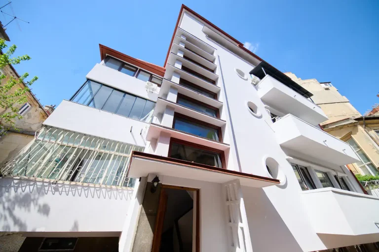 d747fdb5 b71d 45d8 8dfc 6529578143c4